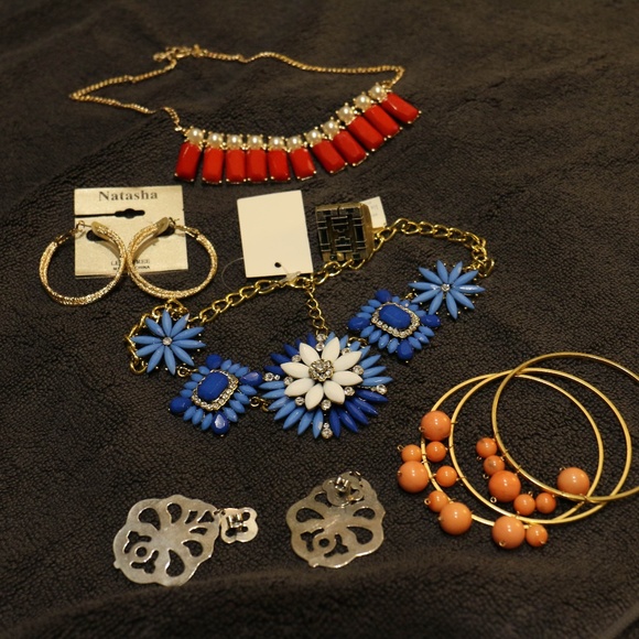 Unique Colorful Costume Statement Jewelry! - Picture 2 of 2